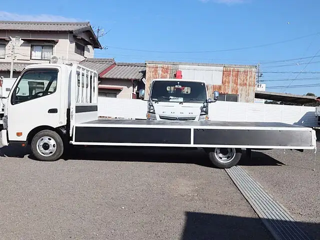 トヨタ ダイナ 小型 平ボディ TKG-XZU720 H28の中古トラック画像7