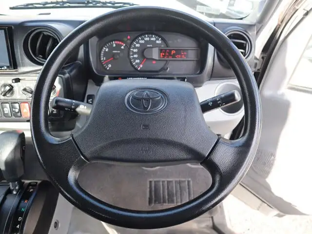 トヨタ ダイナ 小型 平ボディ TKG-XZC600 H28の中古トラック画像14