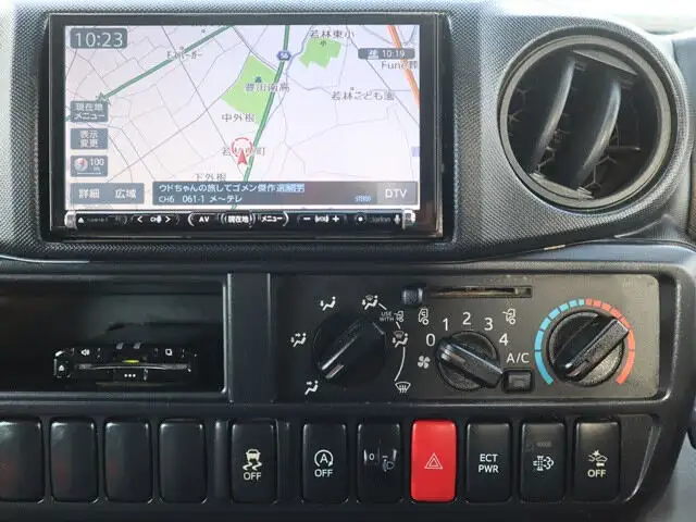 トヨタ ダイナ 小型 平ボディ TKG-XZC600 H28の中古トラック画像15