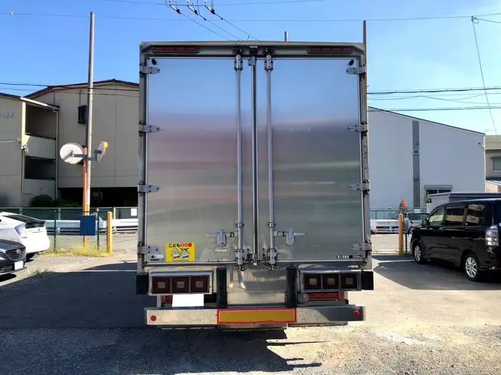 日野 レンジャー 中型/増トン ウイング ベッド BDG-FD8JLWAの中古トラック画像4