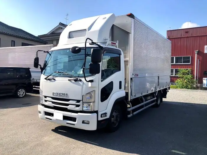 いすゞ フォワード 中型/増トン ウイング ベッド TKG-FRR90S2の中古トラック画像1