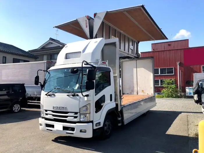 いすゞ フォワード 中型/増トン ウイング ベッド TKG-FRR90S2の中古トラック画像12