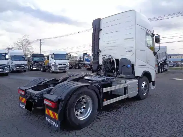 ボルボ トラック 大型 トラクター ハイルーフ 1デフの中古トラック画像3