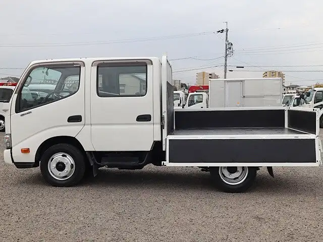 日野 デュトロ 小型 平ボディ Wキャブ TPG-XZU605Mの中古トラック画像7