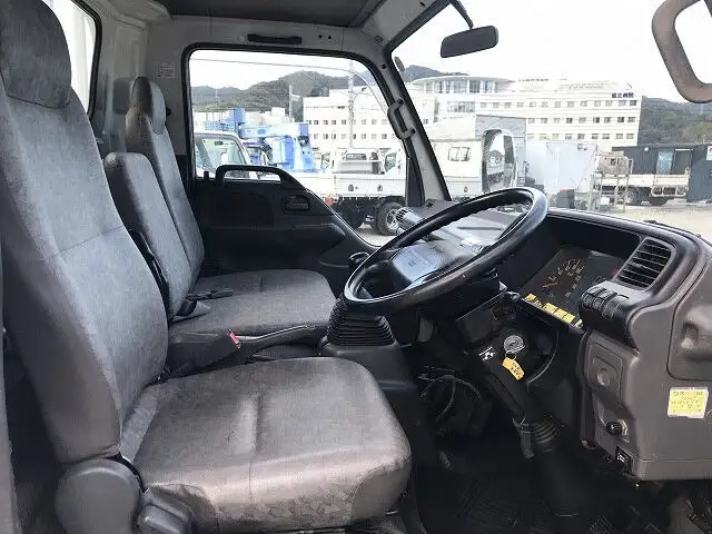 いすゞ エルフ 小型 平ボディ 床鉄板 KK-NPR72PYRの中古トラック画像9
