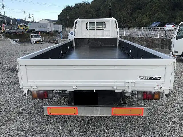 いすゞ エルフ 小型 平ボディ 床鉄板 KK-NPR72PYRの中古トラック画像4