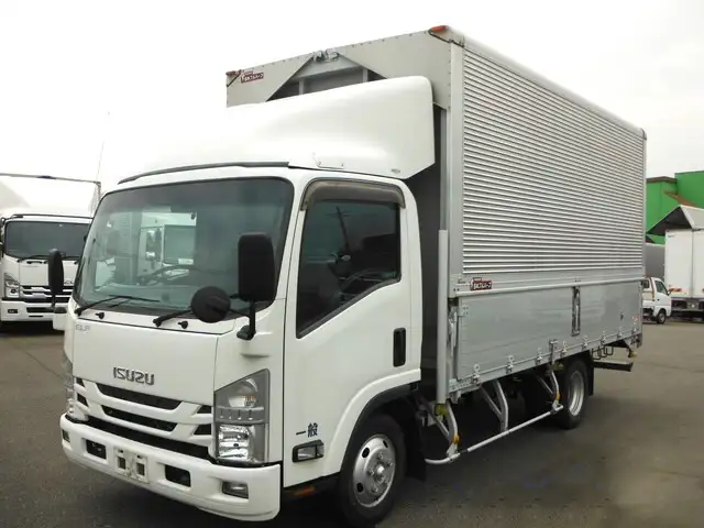 いすゞ エルフ 小型 ウイング TRG-NPR85AN H30の中古トラック画像1