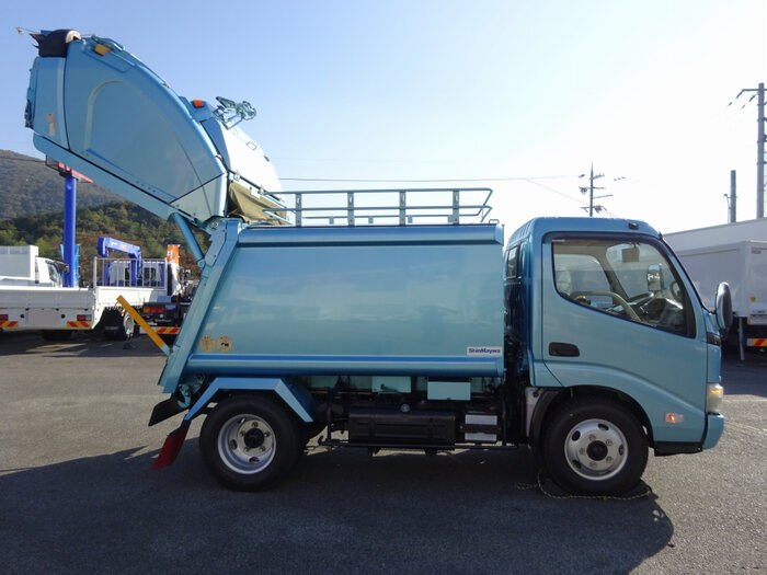 日野 デュトロ 小型 パッカー車(塵芥車) プレス式 BDG-XZU304E｜画像3
