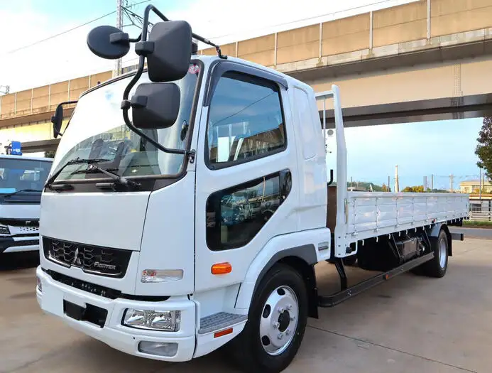 三菱 ファイター 中型/増トン 平ボディ ベッド 2KG-FK62Fの中古トラック画像1
