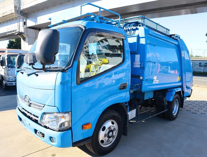 日野 デュトロ 小型 パッカー車 TKG-XZU600E