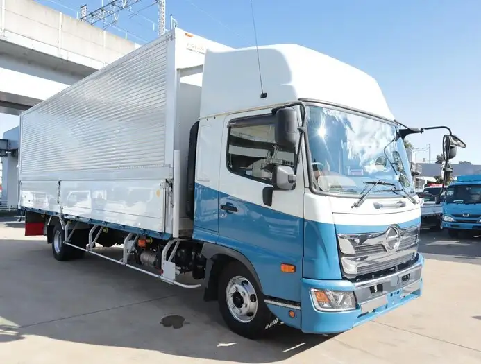 日野 レンジャー 中型/増トン ウイング ベッド 2KG-FD2ABAの中古トラック画像2