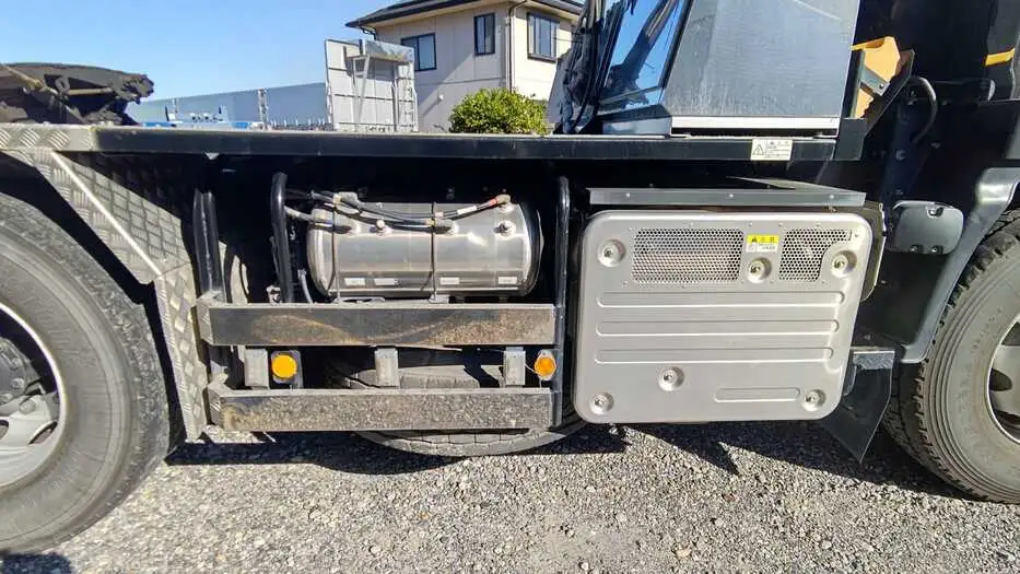 いすゞ ギガ 大型 トラクター 2デフ ベッドの中古トラック画像6