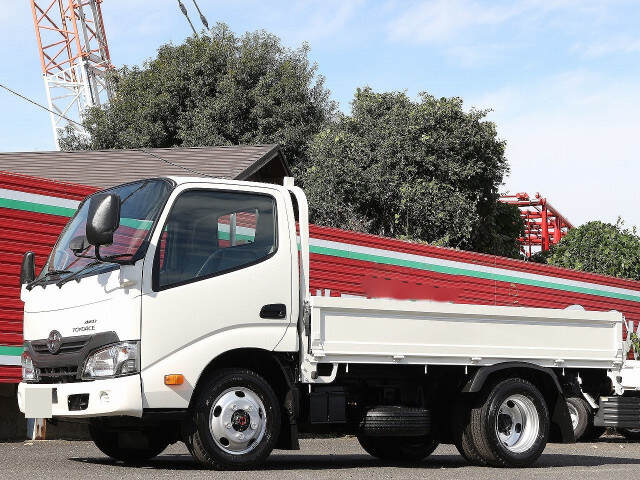 トヨタ トヨエース 小型 平ボディ TKG-XZU675 H29｜画像1