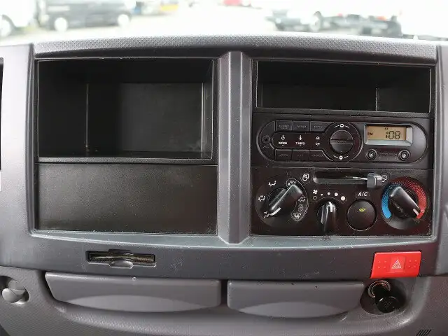 日産 アトラス 小型 平ボディ Wキャブ パワーゲートの中古トラック画像18