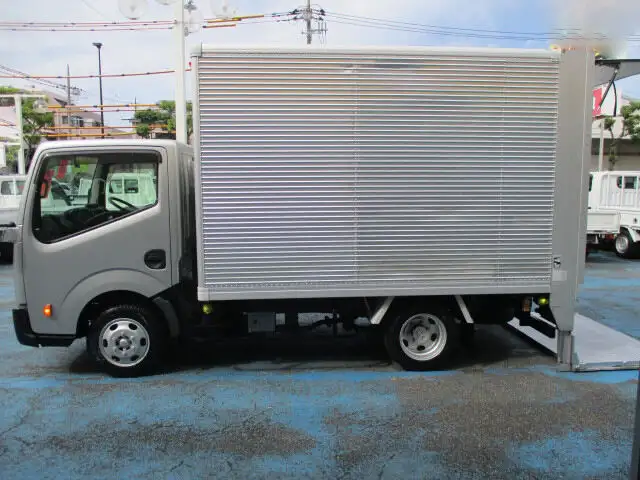日産 アトラス 小型 アルミバン パワーゲート CBF-SQ2F24の中古トラック画像5