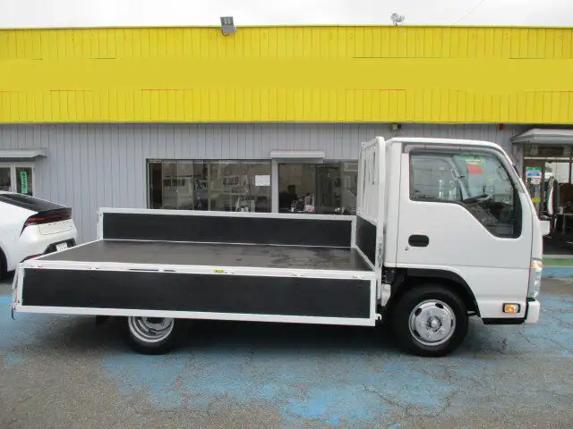 いすゞ エルフ 小型 平ボディ TRG-NJR85A H28の中古トラック画像8