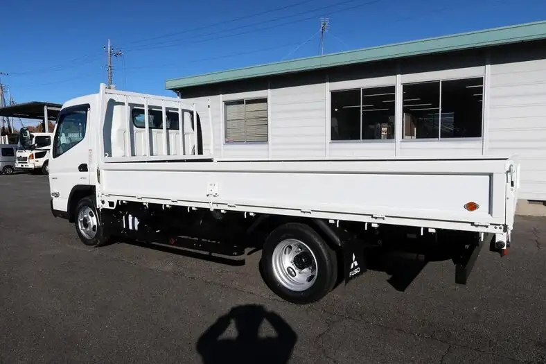 三菱 キャンター 小型 平ボディ 2RG-FEB50 R5の中古トラック画像5