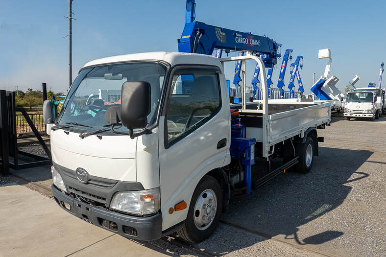 トヨタ ダイナ 小型 クレーン付き(ユニック) 4段 ラジコン｜画像1