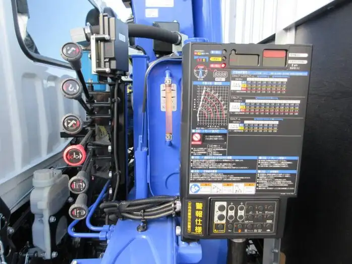 三菱 ファイター 中型/増トン クレーン付 アルミブロック 4段の中古トラック画像9