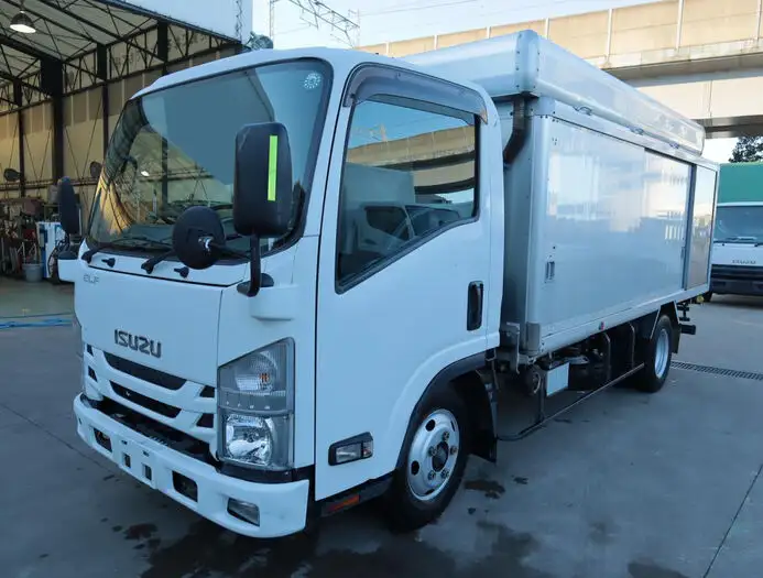いすゞ エルフ 小型 アルミバン ボトルカー サイドドアの中古トラック画像1
