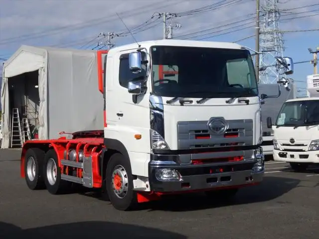 日野 プロフィア 大型 トラクター 2デフ ベッドの中古トラック画像2