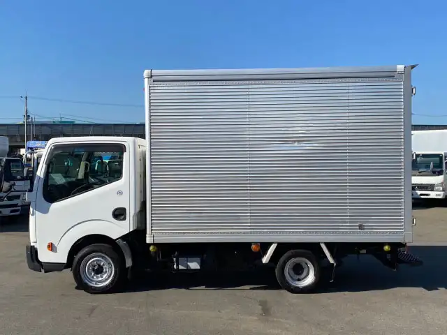 日産 アトラス 小型 アルミバン 3枚観音 SKG-SZ2F24の中古トラック画像5