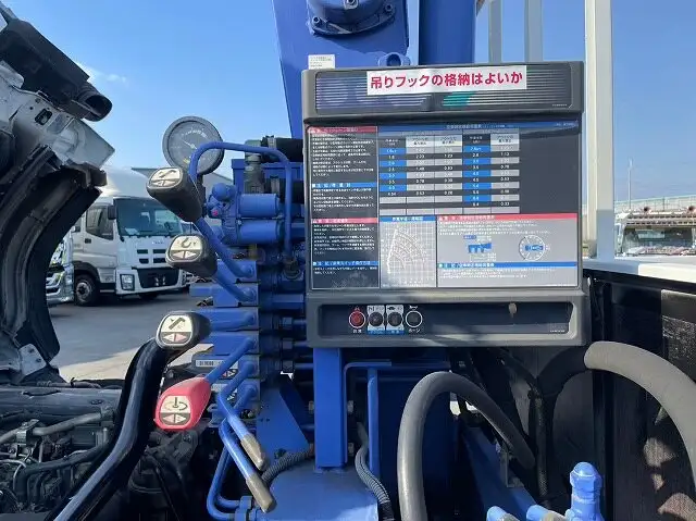 いすゞ エルフ 小型 クレーン付 床鉄板 3段の中古トラック画像9