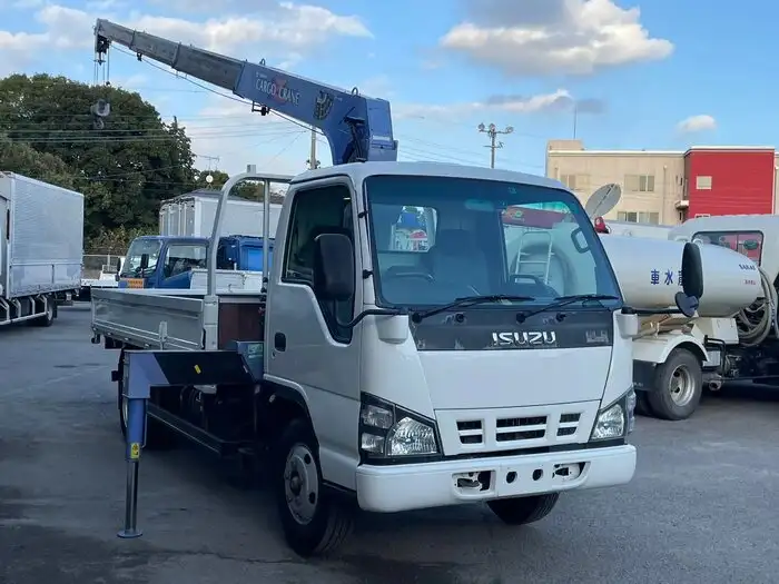 いすゞ エルフ 小型 クレーン付 4段 ラジコンの中古トラック画像2