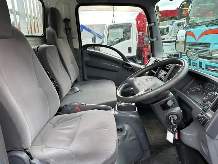 日産UD コンドル 小型 平ボディ アルミブロック カスタムの中古トラック画像13