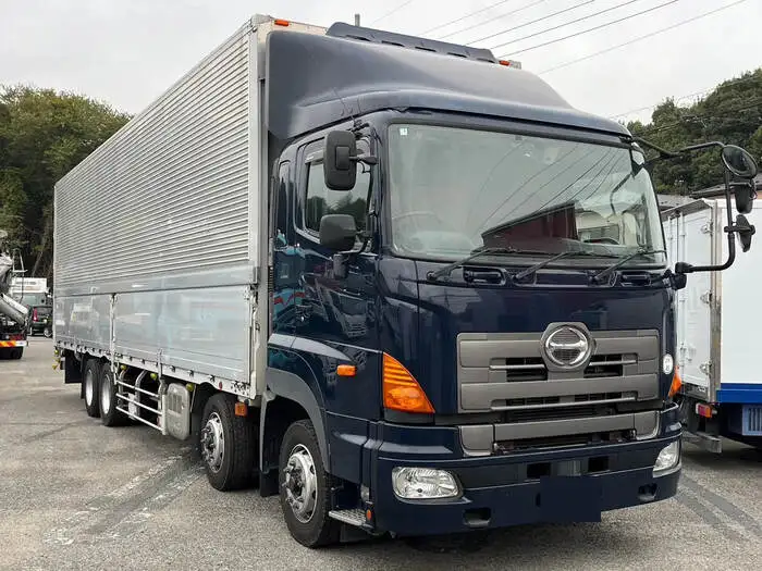 日野 プロフィア 大型 ウイング エアサス ベッドの中古トラック画像2