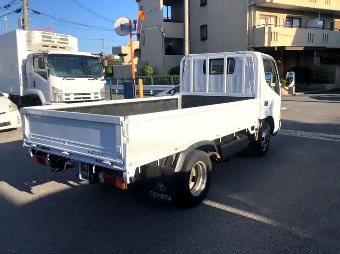 トヨタ トヨエース 小型 平ボディ PB-XZU306 H18の中古トラック画像4