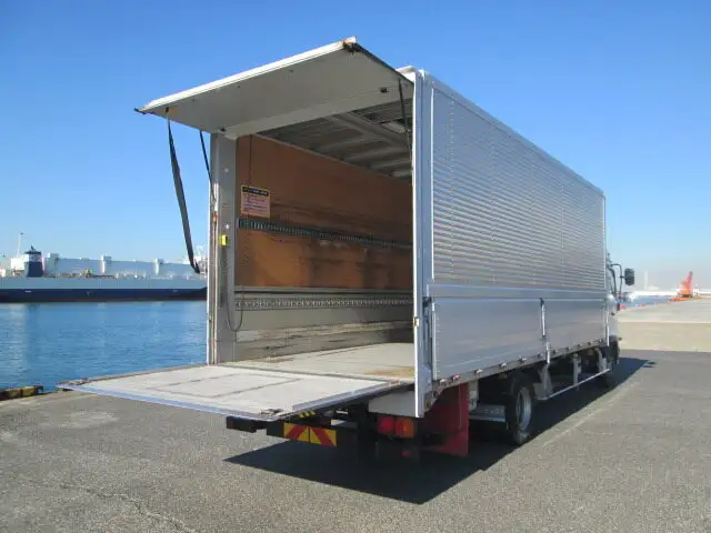 日野 レンジャー 中型/増トン ウイング パワーゲート 床鉄板の中古トラック画像4
