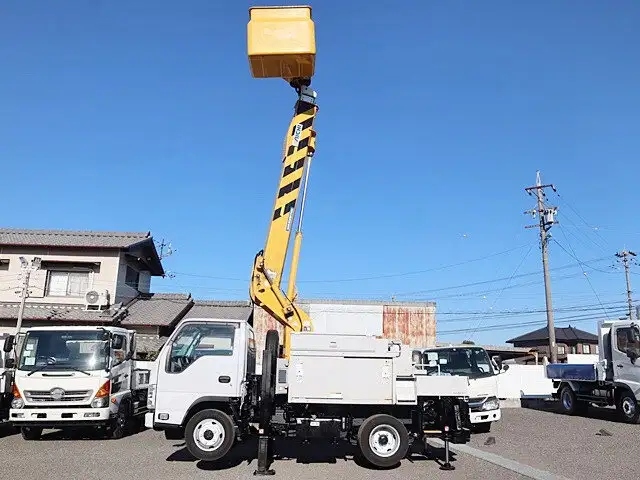 いすゞ エルフ 小型 高所・建柱車 高所作業車 電工仕様の中古トラック画像9
