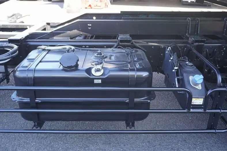 三菱 ファイター 中型/増トン 車両重機運搬 ラジコン ウインチの中古トラック画像15
