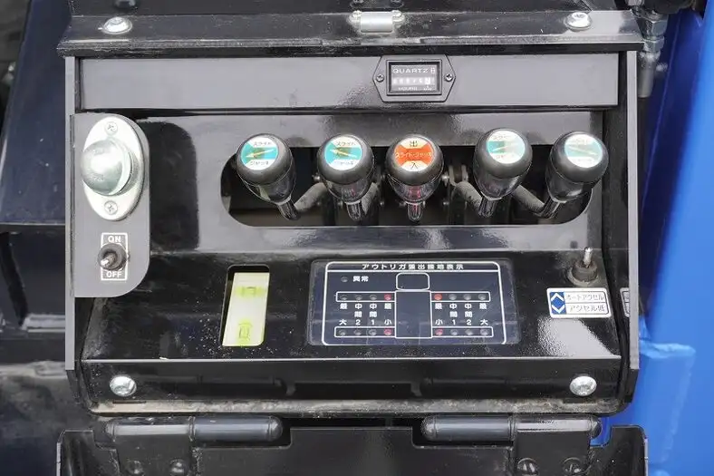 いすゞ エルフ 小型 高所・建柱車 高所作業車 TPG-NKR85Nの中古トラック画像8