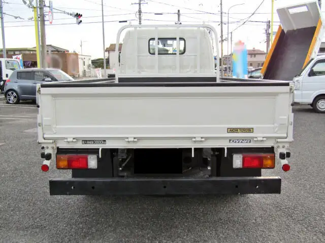 トヨタ ダイナ 小型 平ボディ XZU645 H30の中古トラック画像3