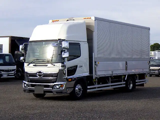 日野 レンジャー 中型/増トン ウイング エアサス ベッドの中古トラック画像1