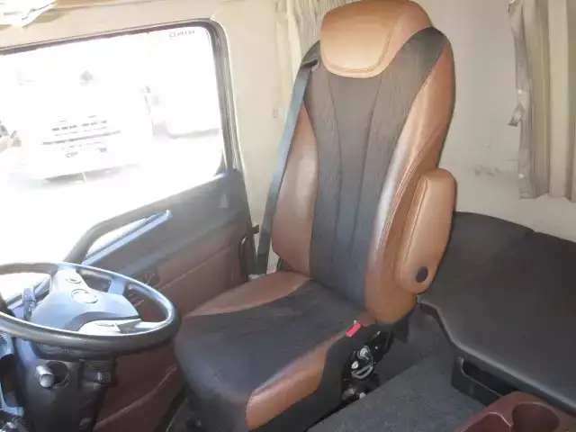 日野 プロフィア 大型 トラクター ハイルーフ 1デフの中古トラック画像7