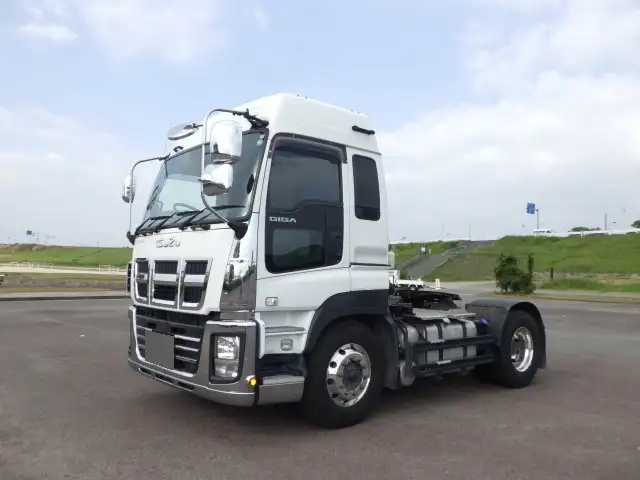 いすゞ ギガ 大型 トラクター ハイルーフ 1デフ の中古トラック【車両No.156513】