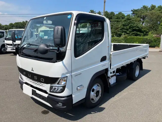 三菱 キャンター 小型 平ボディ 2RG-FBA20 R5の中古トラック画像1