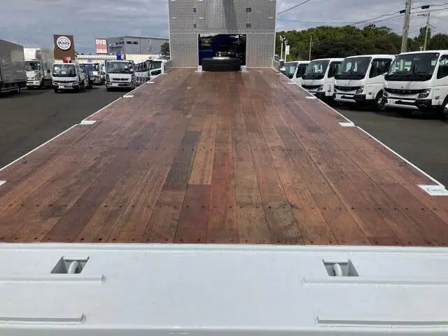 三菱 スーパーグレート 大型 車両重機運搬 ハイルーフ 4段クレーンの中古トラック画像4