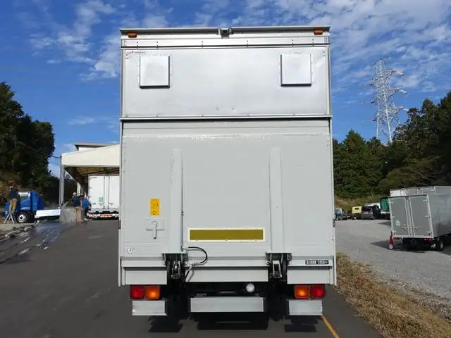 三菱 ファイター 中型/増トン アルミバン パワーゲート エアサスの中古トラック画像3