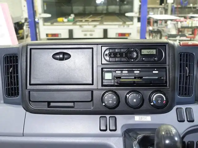三菱 キャンター 小型 アルミバン TKG-FBA20 H27の中古トラック画像10