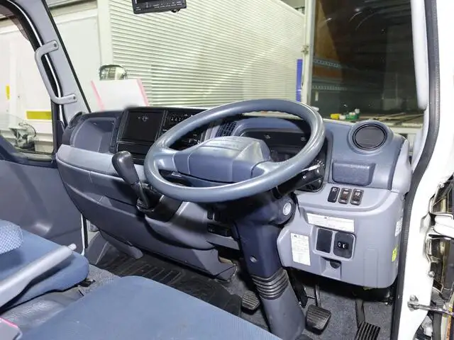 三菱 キャンター 小型 アルミバン TKG-FBA20 H27の中古トラック画像9