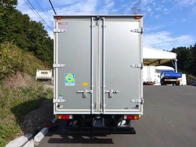 三菱 キャンター 小型 アルミバン TKG-FBA20 H27の中古トラック画像3
