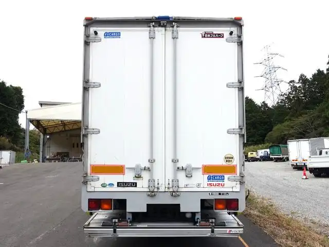 いすゞ フォワード 中型/増トン ウイング パワーゲート エアサスの中古トラック画像3