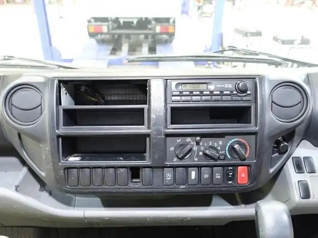 日野 デュトロ 小型 平ボディ パワーゲート TKG-XZC710Mの中古トラック画像12