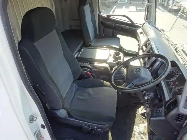 日野 レンジャー 中型/増トン ウイング TPG-FD7JLAA H29の中古トラック画像12