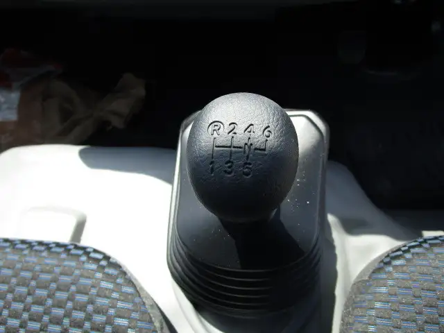 日野 デュトロ 小型 平ボディ 2RG-XZU645M R5の中古トラック画像14