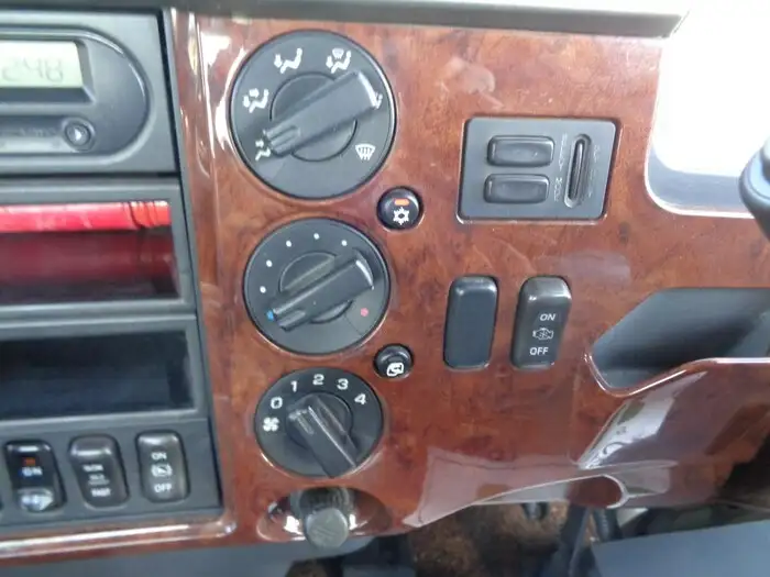 三菱 ファイター 中型/増トン 車両重機運搬 ラジコン ウインチの中古トラック画像15